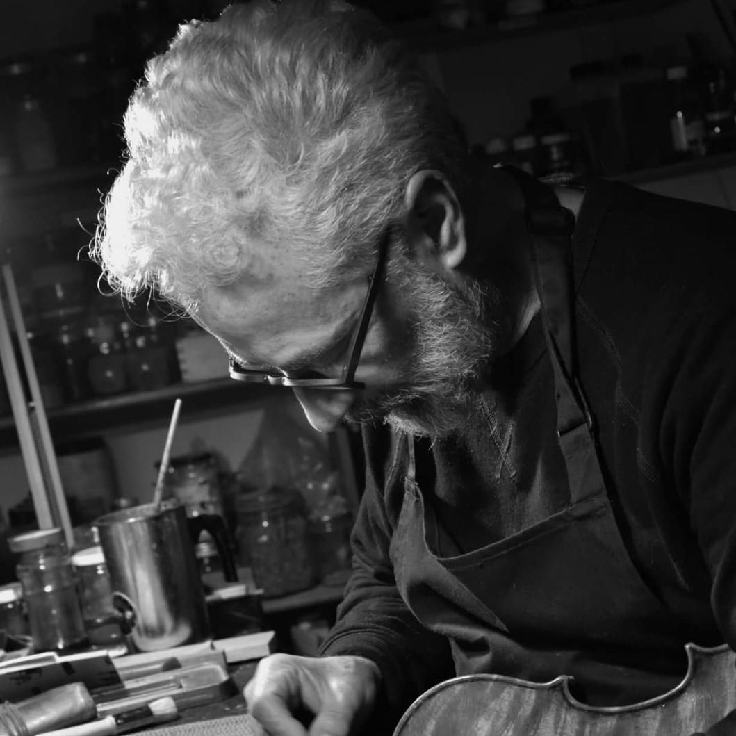 Violin Making School In Cremona | Academia Cremonensis | Cremona - Italy